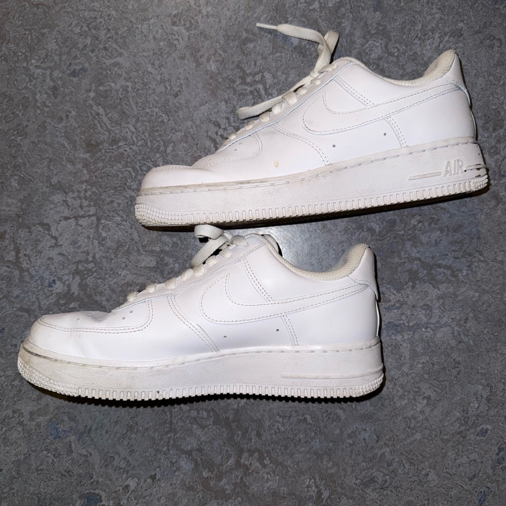 Nike White Air Force 1 Sneakers